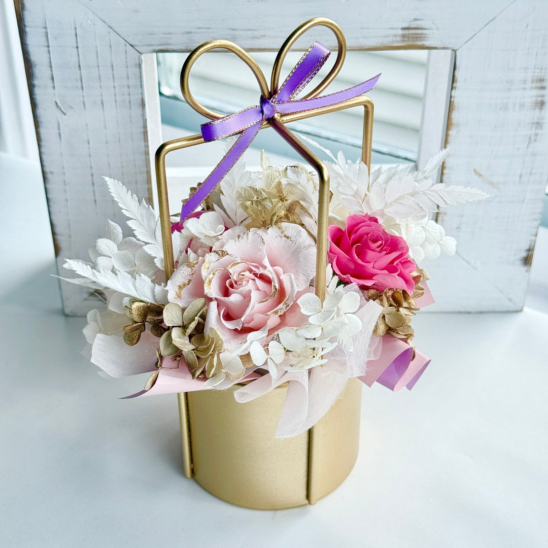 Blushing Bloom Gift Box – Preserved Flower Arrangement