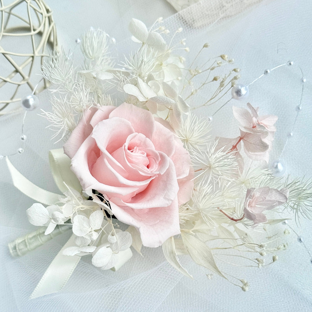Cloud Blush - Preserved Flower Boutonniere