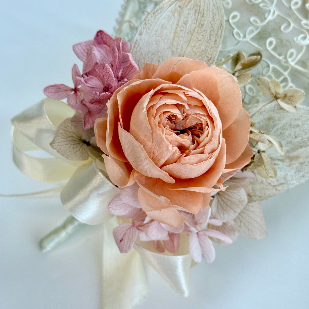 Romantic Garden Blush - Preserved Flower Boutonniere
