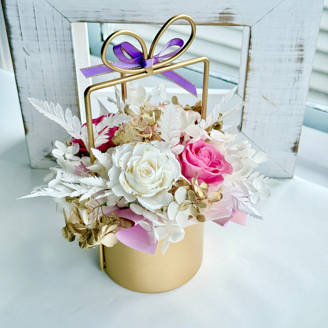 Blushing Bloom Gift Box – Preserved Flower Arrangement