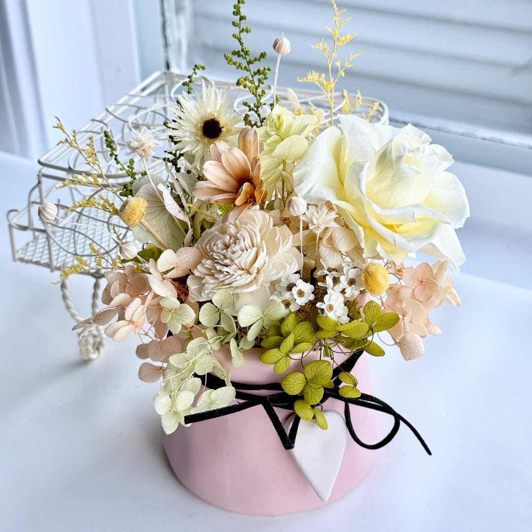 Heart & Bloom Preserved Flower Vase – Pastel Color Series