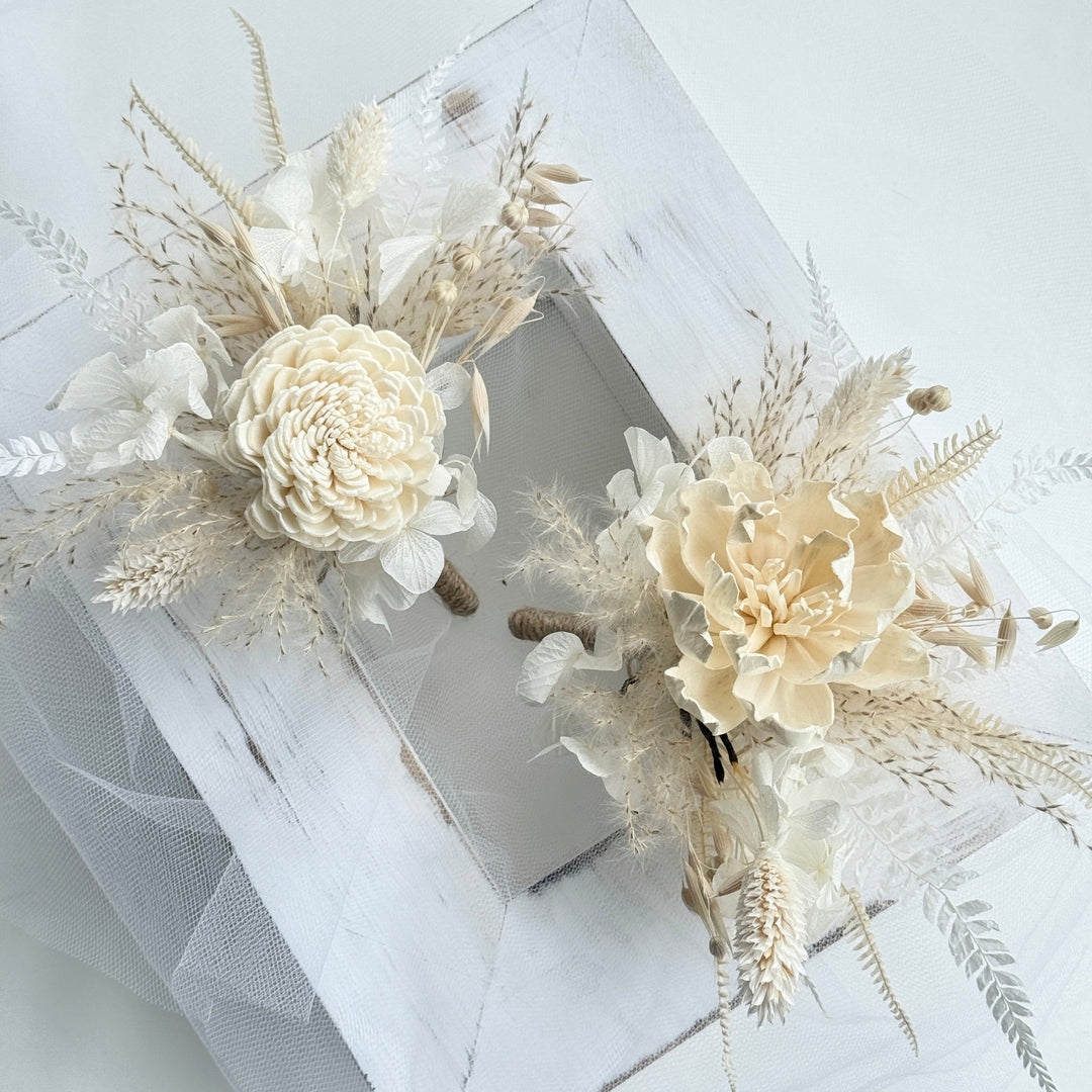 Boho Ivory - Preserved Flower Boutonniere