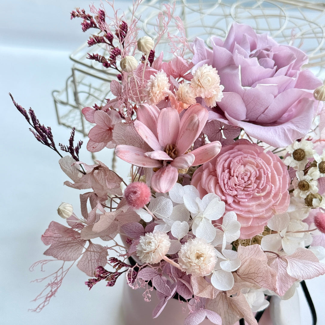 Heart & Bloom Preserved Flower Vase – Pastel Color Series