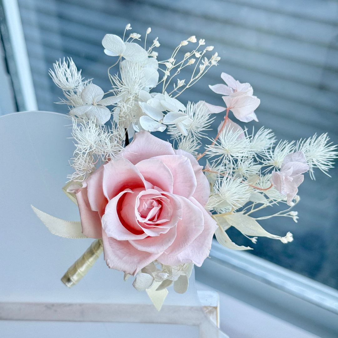 Cloud Blush - Preserved Flower Boutonniere