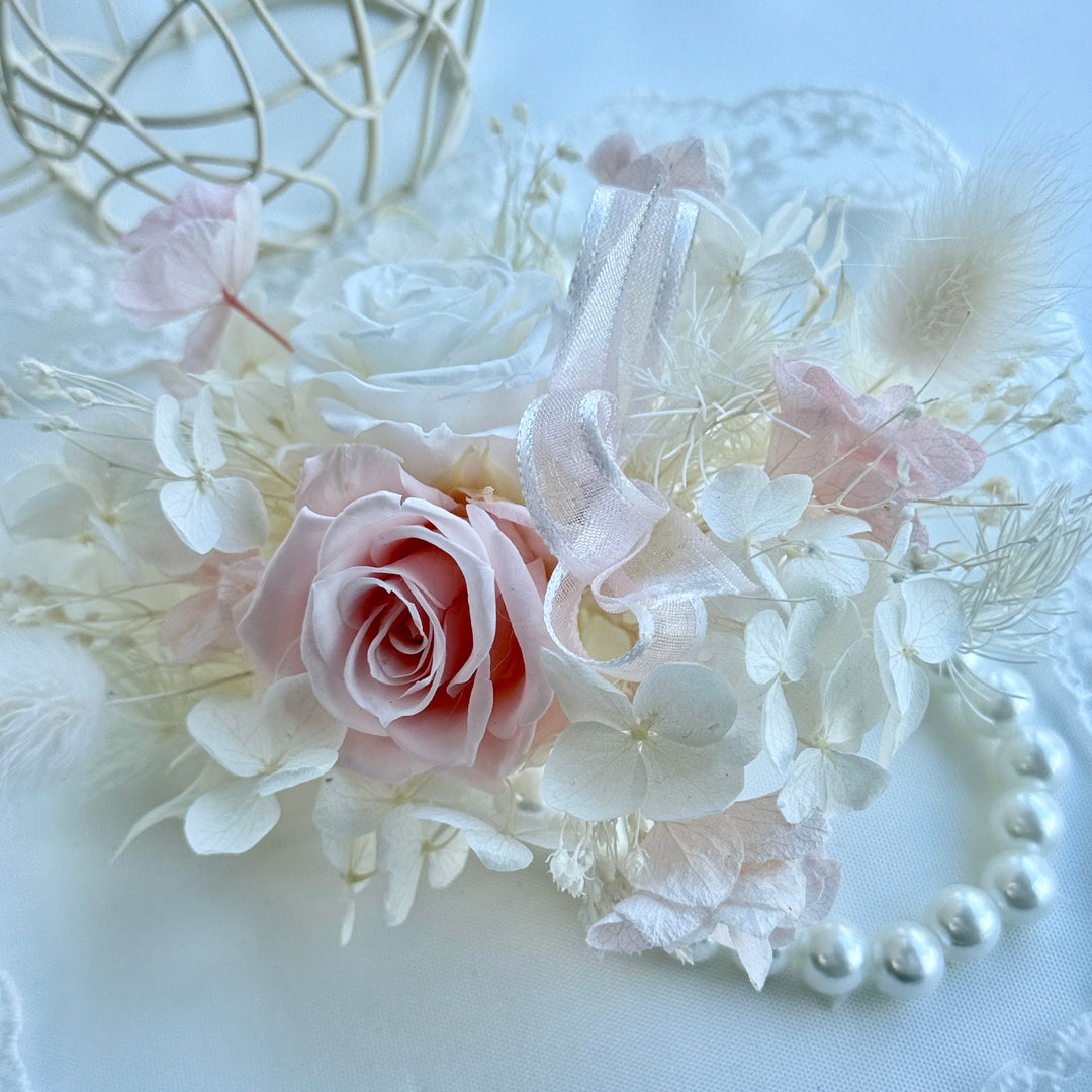Cloud Blush - Preserved Flower Wrist Corsage