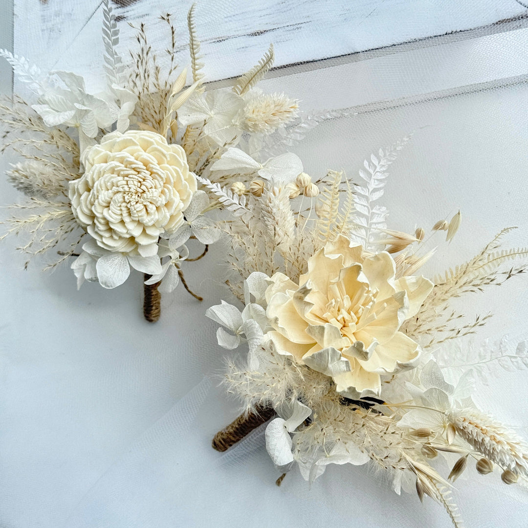 Boho Ivory - Preserved Flower Boutonniere