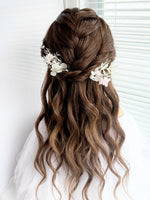 Load image into Gallery viewer, Blushing Garden Rose – Preserved Floral Bridal Hairpiece Set (2-Piece)