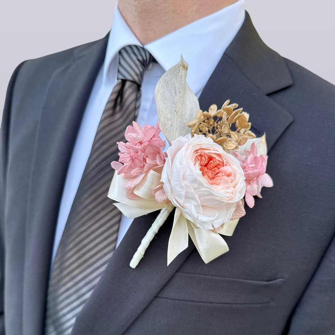 Romantic Garden Blush - Preserved Flower Boutonniere