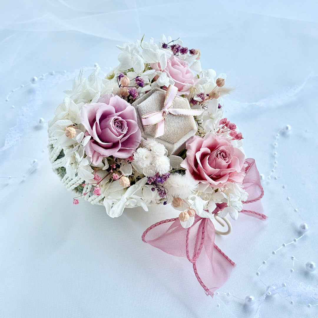 Blush Vows – Preserved Flower Ring Holder