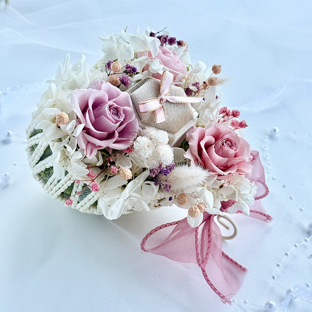 Blush Vows – Preserved Flower Ring Holder